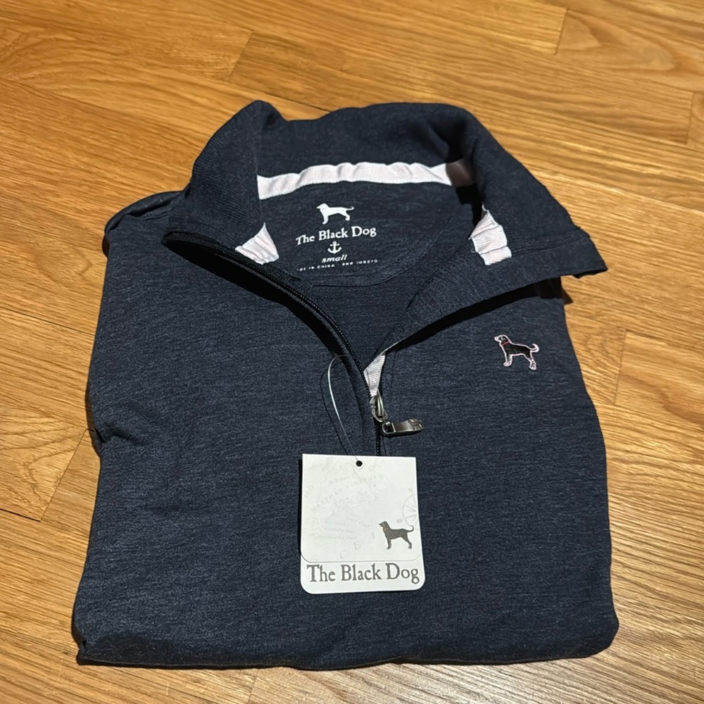 The Black Dog Quarter Zip